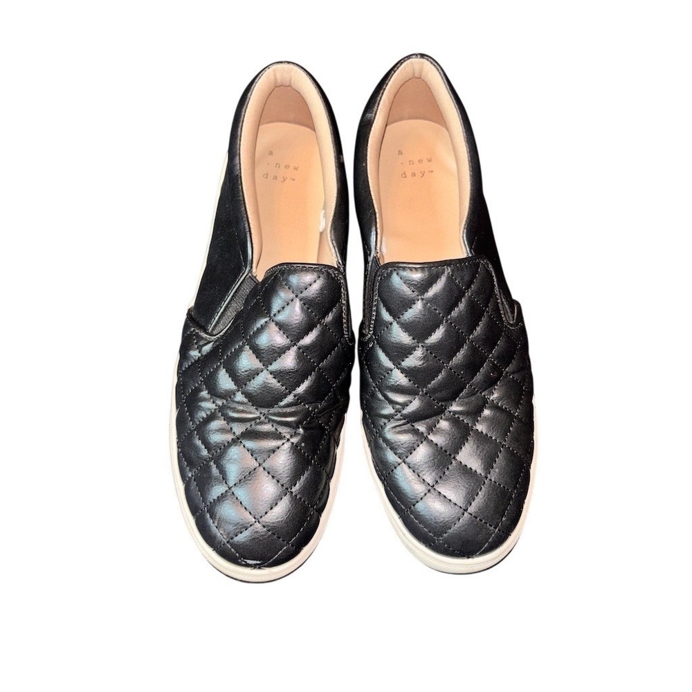 A New Day Reese Womens Slip-On Sneakers Black Quilted Casual Size 8